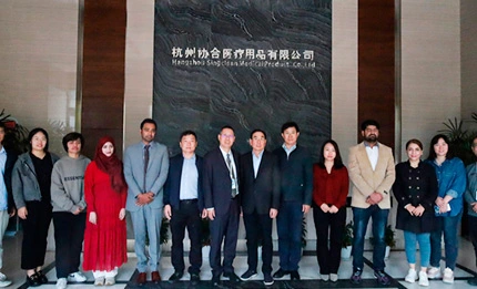 Singclean and Zhejiang Sci-Tech University establish international education research base